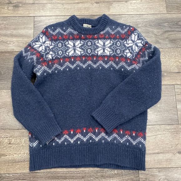 L.L. Bean Other - LL Bean Men's Lambs' Wool Sweater Size Med Fair Isle Snowflake Pattern